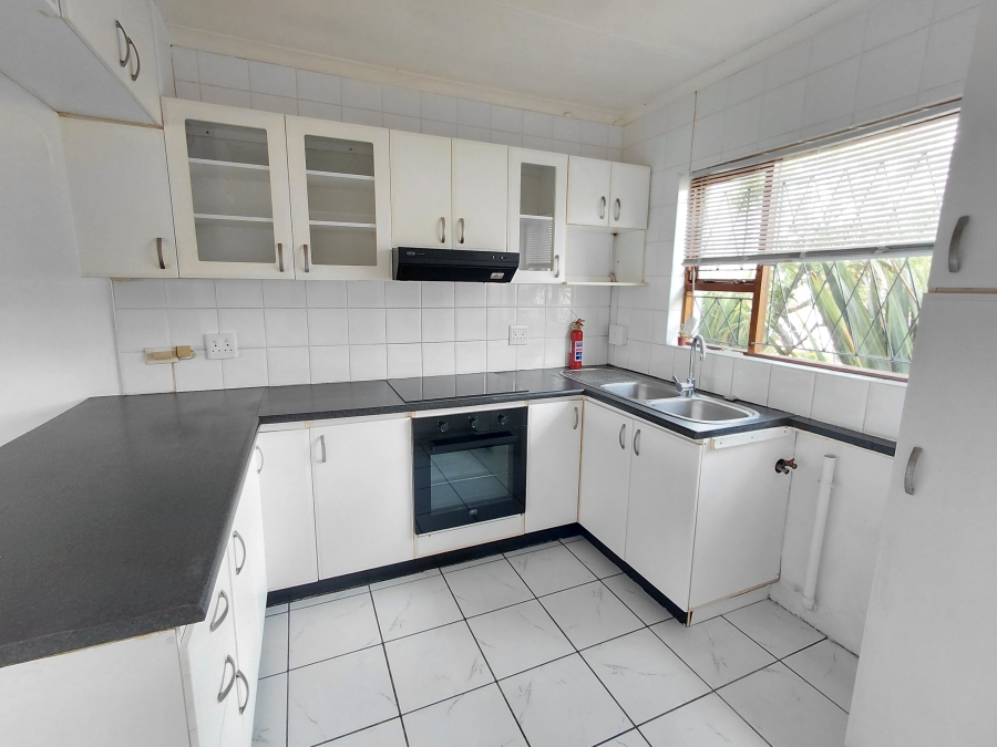 To Let 2 Bedroom Property for Rent in Kabega Park Eastern Cape